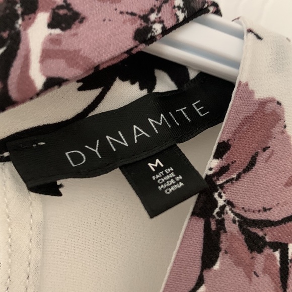 V-Neck Floral Blouse - Picture 3 of 7